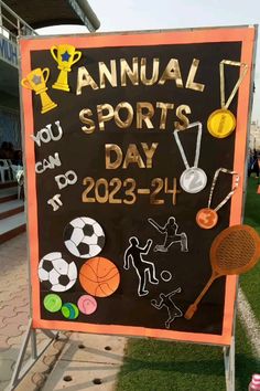 a sign that says annual sports day on it