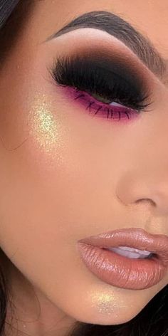 Cute Eye Makeup, Eye Makeup Pictures, Makeup Mistakes, Unique Makeup, Eye Makeup Designs, Dope Makeup, Creative Eye Makeup