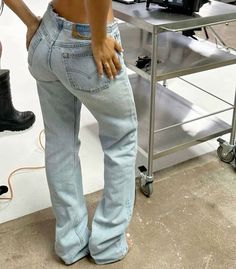 Perfect Fit Jeans, Bootcut Jeans Outfit Aesthetic, Jeans Outfit Aesthetic, Bootcut Jeans Outfit, 00s Mode, Kensie Jeans, Jean Fit, Basic Fits, Fall Fits