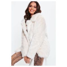 Faux Fur Coat Chic Winter White Outerwear With Faux Fur Trim, Chic Winter White Outerwear With Faux Fur Lining, Chic Winter White Faux Fur Outerwear, Chic Outerwear With Faux Fur Trim For Spring, Cream Faux Fur Coat, White Faux Fur Coat, Fitted Denim Jacket, Summer Coats, Faux Leather Biker Jacket