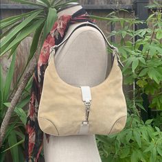 Coach Leather/Suede Tan White Hobo Bag. Interior And Exterior Is Really Clean No Scrapes Or Damage Coach Beige Leather Hobo Bag, Classic Coach Beige Hobo Bag, Elegant Coach Beige Hobo Bag, Beige Leather Trim Hobo Shoulder Bag, White Hobo Bag, Coach Hobo Tote Bag With Gold-tone Hardware, Bag Interior, Bags Coach, Coach Leather