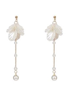 Delicate and romantic, these bridal earrings feature a white flower design with cascading petals. The dreamy, floral drop silhouette makes these earrings a beautiful choice for the bride or wedding guest. White Flower, Wedding Earrings, Bridal Earrings, Gift Registry, Flower Design, Flower Designs, Wedding Bridal, Wedding Guest, White Flowers