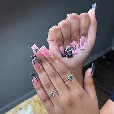 Pink Black Nails, Quartz Nails, Black Acrylic Nails, Hard Nails, Colored Acrylic Nails, Work Nails, French Tip Acrylic Nails, Cute Acrylic Nail Designs, Simple Acrylic Nails