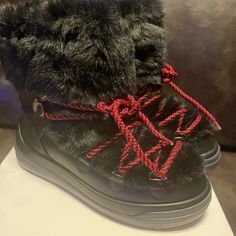 Insolux Leather Snow Boots. (Monclear):: Price Firm Y2k Winter Boots, Swag Era, 2013 Swag Era, Leather Snow Boots, Christmas Shoes, Denim Skirt Women, Dream Style, Swag Shoes, Hair Clothes