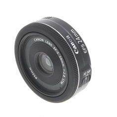 the canon lens is shown against a white background