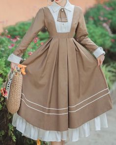 Olden Days Aesthetic Clothes, Victorian Style Clothing, Cute Dresses For Party, Cottagecore Outfits, Cute Skirt Outfits, Modest Dresses Casual, Cute Dress Outfits, Hollywood Actors