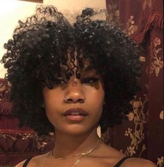 Cabello Afro Natural, Natural Hair Cuts, Pelo Afro, Curly Hair Styles Easy, Hairdos For Curly Hair