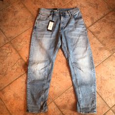 Nwt G-Star Jeans Jeans G Star, Womens Boyfriend Jeans, Raw Denim Jeans, G Star Raw Jeans, Boyfriend Fit Jeans, Knee Patches, Distressed Boyfriend Jeans, Dad Jeans, Star Jeans