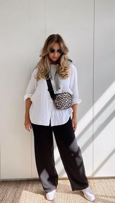 Mid Size Summer Outfits 2024, Midsize Spring Outfits 2024, Summer Midsize Outfits, Plus Size Alt Fashion, Outfits Alt, Alt Summer, Outfits Asian, Outfits Men Summer, Outfits Aesthetic Summer