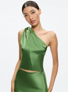 Piera One Shoulder Twist Top In Avocado | Alice + Olivia Silk Top Outfit Classy, Satin Top Outfit Classy, Green Blouse Outfit, Silk Top Outfit, Satin Top Outfit, Green Satin Top, Green Silk Top, Twist Top, One Shoulder Top