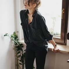 Black Outfits For Women, Lesbian Style, Style Androgyne, Lesbian Outfits, Lesbian Fashion, Gay Fashion, Hot Wheel