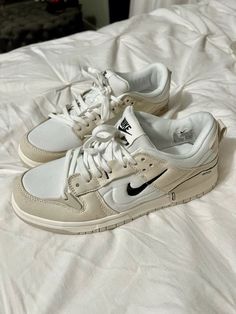 Nike Low Disrupt, Disrupt 2 Pale Ivory, Trendy Sneakers For Women, 2024 Shoes, Basic Shoes, Colorful Sneakers