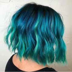 Beautiful Short Hairstyles, Pulp Riot Hair Color, Teal Hair, Short Hair Color, Hair Color Blue, Green Ombre, Hair Dye Colors, Cool Hair Color, Grunge Hair