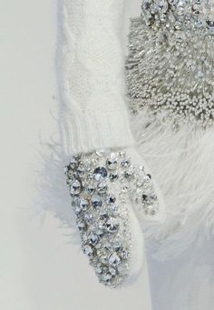 Cool Winter, Wedding Gloves, All That Glitters, Baby Cold, Mitten Gloves, Eileen Fisher, Essie, Jet Set, Winter Wedding