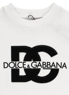 - White Dolce & Gabbana cotton sweatshirt for girl - Crew neck - Long sleeves - Front contrasting colour logoComposition: 100% Cotton Barbour Steve Mcqueen, Feminine Chic, Zegna Shoes, Stefano Gabbana, Glamorous Dresses, Kenzo Kids, Steve Mcqueen, Tailored Suits, Stella Mccartney Kids