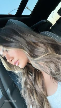 Highlight Ideas, Hair Highlight, Cute Hair Colors, Hair Idea, Skin Nails, Blonde Hair Inspiration, Hair Skin Nails, Hair Color And Cut, Hair Inspiration Color