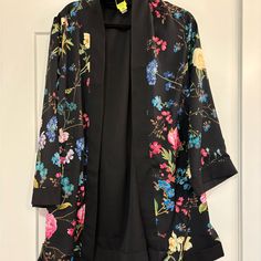 Brand New Never Wore Amazing Material Light Weight Reversible Floral And Black Chic Black Floral Print Outerwear, Black Long Sleeve Outerwear With Floral Print, Black Floral Print Long Sleeve Outerwear, Kimono Jacket, Stella And Dot, Blazer Suit, Suit Jacket, Jackets For Women, Jackets & Coats