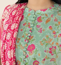 Woollen Suit Neck Designs Indian, Dress Neck Patterns Indian Kurti Cotton, Close Neck Designs For Kurtis, Cotton Suit Neck And Sleeves Design, Neck Design For Winter Suits, Slvees Style Design Kurti, Cotton Dresses Neck Designs, Chudi Designs Latest Cotton