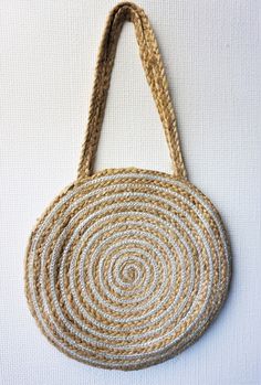 Welcome to my shop. These bags are environmentally friendly and made from 100% natural jute and cotton. These bags are made for your long walks, to ensure your travel comfort and give you elegant beach style. It adds casual charm to your everyday personality. The straps are made fine and strong so you can easily carry it on your shoulder and your hands are free. Hence a very convenient type of bag. Item: handmade braided Size: 30x30x80cm Type: shoulder bag / cross for bag Material: jute cotton M Eco-friendly Cream Beach Bag, Eco-friendly White Bag With Natural Fiber, Eco-friendly White Bag In Natural Fiber, Eco-friendly Daily Use Straw Bag, Eco-friendly Burlap Straw Bag For Daily Use, Eco-friendly Beige Burlap Straw Bag, Eco-friendly Hemp Bag In Natural Color, Eco-friendly Natural Hemp Bag, Eco-friendly White Jute Beach Bag