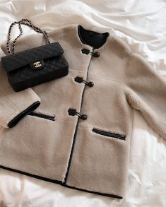 Mobile Web, Faux Fur Coat, Daily Outfits, Winter Collection, Autumn Winter Fashion, Fashion Item