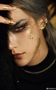 Prince Aesthetic, Teknik Makeup, Drag Make-up, Demon Lord, Aesthetic Gold, Original Characters