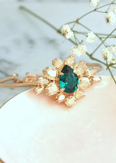 Bridal Emerald Green Bracelet Bridal Cuff Gold Bracelet | Etsy Bridesmaids Bracelets, Green Crystal Bracelet, Gold Bracelet Wedding, Bracelet Emerald, Emerald Green Crystal, Bridal Cuff, Bracelets Crystal, Green Bracelet, Swarovski Bracelet