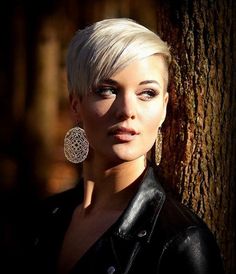 Perfect Blonde, Blonde Haircuts, Sassy Hair, Haircut And Color, Short Blonde, Pixie Cuts, Short Pixie, Blonde Color, Pixie Hairstyles