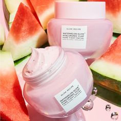 New Glow Recipe Watermelon Glow Hyaluronic Clay Pore-Tight Facial What It Is: A Non-Drying Clay Mask With Hyaluronic-Infused Clay, Bha, Pha, And Watermelon Enzymes To Unclog Pores, Smooth, And Hydrate For Softer, Clearer-Looking Skin. Skincare Concerns: Pores, Uneven Texture, And Acne And Blemishes Highlighted Ingredients: - Hyaluronic Clay: Whipped Non-Drying Clay Infused With Hyaluronic Acid To Clear Pores & Hydrate, Even For Sensitive/Dry Skin. - Watermelon Enzymes: Visibly Brighten And Exfol Facial Recipe, Watermelon Glow, Sephora Skin Care, Glow Recipe, Pretty Skin Care, Skin Care Items, Dry Sensitive Skin, Kaolin Clay, Clay Masks