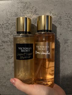 Victoria Secret Perfume Body Spray, Perfume Victoria Secret, Profumo Victoria Secret, Koleksi Parfum, Fragrances Perfume Woman, Perfume Body Spray, Vanilla Perfume, Perfume Collection Fragrance, Bath And Body Works Perfume