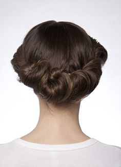 Heidi rolls are the latest hair trend...Here's how to do yours at home Finger Rolls Hairstyle, Rolled Updo Tutorial, Heidi Braids, Lilla Rose Hairstyles Tutorials, Heidi Hair Braid, Roll Hair, Celebrity Style Men