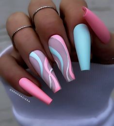 Neon Coffin Nails, 2023 Nails Ideas, Beach Nail Art, Beach Nail, 2023 Nails, Broken Nails, Acrylic Nails Coffin Pink