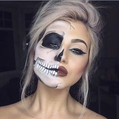 Glam Halloween, Halloween Make-up Looks, Half Skull, Creepy Halloween Makeup, Skeleton Makeup, Halloween Makeup Pretty, Cool Halloween Makeup