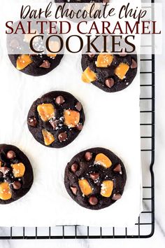 chocolate chip salted caramel cookies on a cooling rack with text overlay that says salted caramel cookies