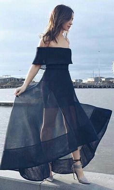 Fairytale Dress Aesthetic, Black Off Shoulder Dress, Maxi Outfits, Dress Aesthetic, Fairytale Dress, Fashion Blogger Style, Indie Fashion, Looks Chic, Dresses For Teens