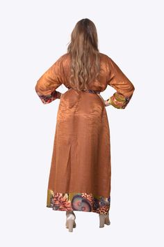 Plus size silk kimono robe bronze Breakfast And Coffee, Copper Dress, Wrap Dress Long, Kimono Wrap Dress, Plus Size Kimono, Bridesmaid Dressing Gowns, Silk Kimono Robe, Satin Kimono, Silk Wrap Dresses