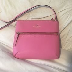 This Beautiful Rouge Pink Crossbody Bag Has Never Been Used, Perfect Bag To Dress Up Or Be Casual, Beautiful Rouge Pink Color Is Fun And Flirty! Kate Spade Pajamas, Red Crossbody Bag, Kate Spade Cameron Street, Bags Kate Spade, Pink Crossbody Bag, Black Crossbody Purse, Kate Spade Purse, Leather Bucket Bag, Black Crossbody