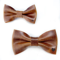 Customers love it, because it can be gifted for husband, groomsmen or father in law. Brown Bow Tie For Father's Day Gift, Brown Bow Tie For Wedding And Father's Day, Brown Bow Tie For Wedding, Groomsman Proposal, Bow Tie For Men, Leather Bow Tie, Wedding Accesories, Best Man Gift, Bachelor Party Gifts