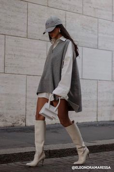 Looks Street Style, White Boots, Outfit Inspo Fall, Fall Fashion Outfits, Looks Style, Mode Inspiration, Winter Fashion Outfits, Outfits Casuales, Look Fashion