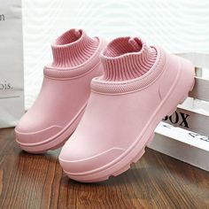 Upper material: rubber and plasticSole material rubberInner lining material: artificial woolInsole material: artificial woolThe inner lining material of the boot is cottonShoe barrel material plastic Chef Shoes, Water Shoes For Men, Loose Maxi Dress, Linen Shirt Dress, Shirt Dress Casual, Water Shoes, White Maxi Dresses, Midi Dress Bodycon, Mini Dress Party