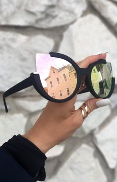 Round Lens Sunglasses, Clear Glasses Frames, Fake Glasses, Chloe Sunglasses, First Home Gifts, Cute Sunglasses, Cute Glasses, Fashion Eye Glasses, Stylish Glasses