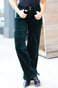 Get ready for winter and stylish layering with these high rise wide leg pants with functional pockets. The deep, emerald green corduroy and double button waist completes these versatile and stunning pants. High Waist + Corduroy + Wide Leg + Double Button 98% COTTON 2% SPANDEX MADE IN CHINA Fits True to Size Weight: 1.7 lbs Model is wears size 5/27 WAIST: 28 inches (using size 7/28) FRONT RISE: 11 inches (using size 7/28) INSEAM: 32 inches (using size 7/28) LEG OPENING: 10 inches (using size 7/28) Regular Model Measurements: 5' 7", Size Small, Bust 32”, Waist 25”, Hips 34” Deep Emerald Green, Teacher Clothes, Denim Short Dresses, Green Corduroy, Skirt Jumpsuit, Judy Blue Jeans, Stylish Clothes For Women, Hottest Fashion Trends, Winter Tops