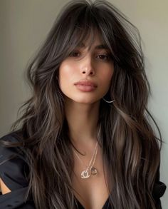 Curtain Bangs Hairstyles, Long Curtain Bangs, Rambut Brunette, Brown Hair Looks, Hairstyles For Layered Hair, Bangs Hairstyles, Long Dark Hair, Long Hair With Bangs, Long Layered Hair