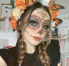 Disney Eye Makeup, Sugar Skull Costume, Angel Makeup, Vampire Bride, Dead Makeup, Cute Halloween Makeup, Halloween Makeup Diy, Skeleton Makeup