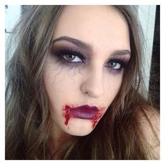 Vampire Makeup Vampire Diaries, Vampire Diaries Cosplay, Vampire Diaries Elena Vampire Face, Tvd Vampire Makeup, Vampire Makeup Veins, Realistic Vampire Costume, Vampire Veins Makeup, Elena Costume Vampire Diaries, Vampire Diaries Makeup Halloween