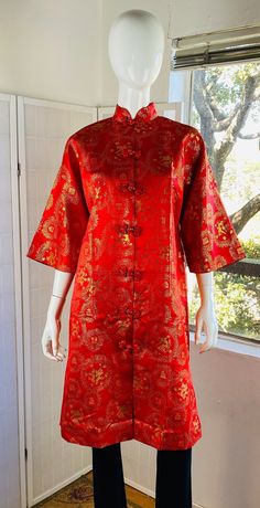 "Mannequin; 4    Vintage Red & Gold Rayon Embroidered Asian Robe w/ Patch Pockets. The Chinese Robe is in good condition, has never worn.  Size; 8  B; 38\"  SL; 18\"  L; 42\"" Red Chinese Aesthetic, Chinese Wardrobe, Chinese Robes, Chinese New Year Dress, Webtoon Characters, Jacket Inspiration, Chinese Aesthetic, Asian Culture, Modern Chinese