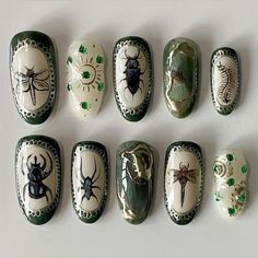 Whimsical Nail Art Designs, Insect Nails Art Designs, Whimsigoth Nail Art, Cottagecore Nail Art, Whimsical Nail Art, Whimsical Nails, Bug Nails, Cottagecore Nails, Vintage Nail Art