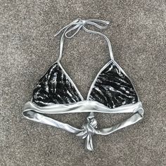 Brand New Black & Silver Sequin Triangle Bra Top - Xs! All Sales Final. Cup To Cup 12” Glamorous Silver Tops For Festival, Fitted Silver Top For Festivals, Body Bra, White Lace Bralette, Lace Halter Bralette, Strappy Bralette, White Bralette, Floral Bra, Black Bralette