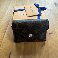 Louis Vuitton Monogram Victorine Wallet In Rose Ballerine Purchased 11/2021 Leather Is Peeling Off Of The Button, Staining In Coin Pouch Canvas Is In Great Condition Includes Box, Dust Cover And All Original Tags Bags Louis Vuitton, Louis Vuitton Brown, Coin Pouch, Dust Cover, Louis Vuitton Bag, Louis Vuitton Monogram, Coin, Bag Lady, Louis Vuitton