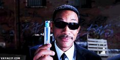 mib Will Smith Gif, College Interview, Cat Eye Colors, Tommy Lee Jones, Cute Sunglasses, Men In Black, Trendy Swimwear, Movie Gifs, Short Humor