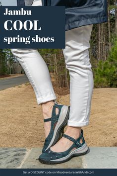 Cool shoes for Spring! Jambu comfortable walking shoes for spring- really perfect all year round and a great travel shoe. #shoes #travelshoe #walkingshoe #spring #springfashion #springtravel #springshoe Comfortable Travel Shoes, Shoes With Shorts, Jambu Shoes, Carry On Packing, Comfortable Walking Shoes, Travel Wear, Travel Shoes, Spring Trip, Travel Wardrobe